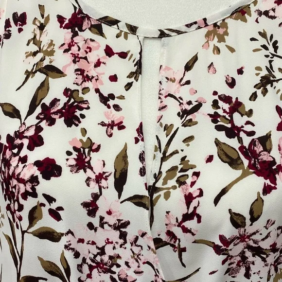 White House Black Market Floral Blouse - Picture 2 of 6
